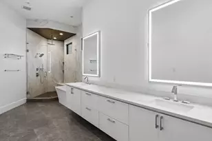 8546 Glencrest Ln, Dallas, TX 75209 - Photo 23