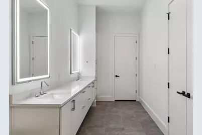 8546 Glencrest Lane, Dallas, TX 75209 - Photo 25