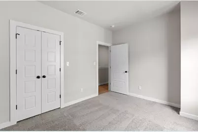 316 W Gambrell Street, Fort Worth, TX 76115 - Photo 25