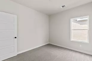 316 W Gambrell St, Fort Worth, TX 76115 - Photo 21