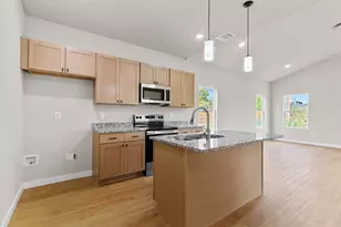 316 W Gambrell St, Fort Worth, TX 76115 - Photo 11