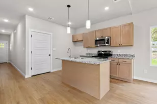316 W Gambrell St, Fort Worth, TX 76115 - Photo 11