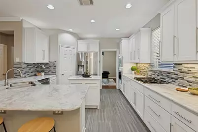 204 S Village Drive, McKinney, TX 75072 - Photo 11