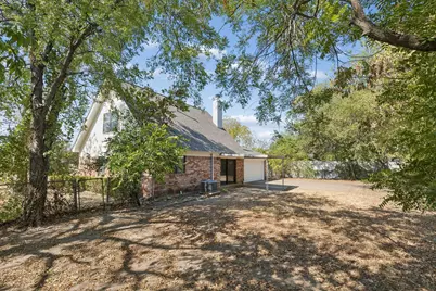 2047 Abshire Lane, Dallas, TX 75228 - Photo 25