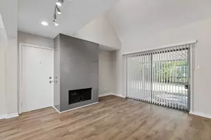 2047 Abshire Ln, Dallas, TX 75228 - Photo 9