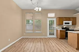 8116 Hulen Park Cir, Fort Worth, TX 76123 - Photo 11