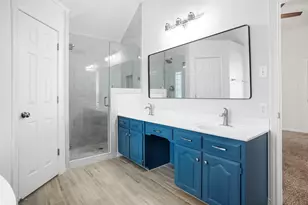 221 Brazil Dr, Hurst, TX 76054 - Photo 19