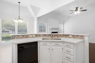 221 Brazil Dr, Hurst, TX 76054 - Photo 5