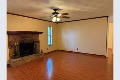 1125 Storyglen Street, Irving, TX 75062 - Photo 5