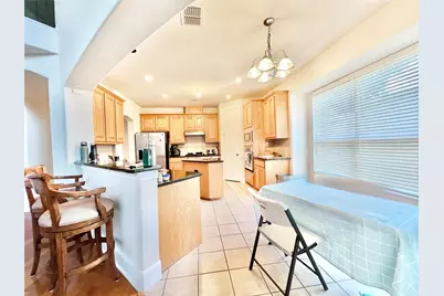 10404 Offshore Drive, Irving, TX 75063 - Photo 9