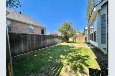 10404 Offshore Drive, Irving, TX 75063 - Photo 37