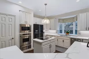 3838 Canot Ln, Addison, TX 75001 - Photo 13