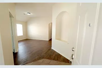 1000 Warbler Lane, Aubrey, TX 76227 - Photo 5