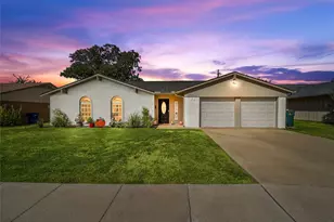 2621 Elk Grove Rd, Carrollton, TX 75007 - Photo 1
