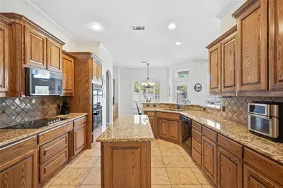 199 Deer Creek Drive, Aledo, TX 76008 - Photo 11