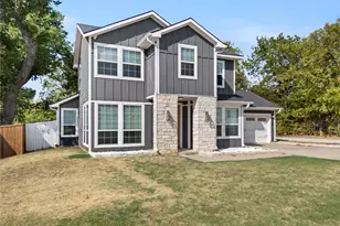 406 William St, Pottsboro, TX 75076 - Photo 1