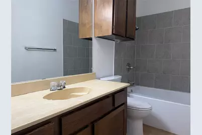 210 Shady Valley Drive, Mansfield, TX 76063 - Photo 9