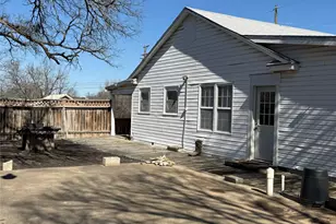 307 Cedar St, Palo Pinto, TX 76484 - Photo 27