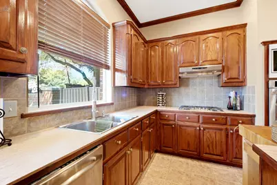 2805 Prestonwood Drive, Plano, TX 75093 - Photo 7