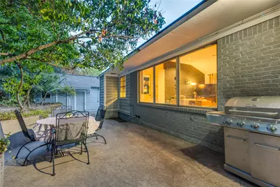 737 N Hampton Road, Dallas, TX 75208 - Photo 25