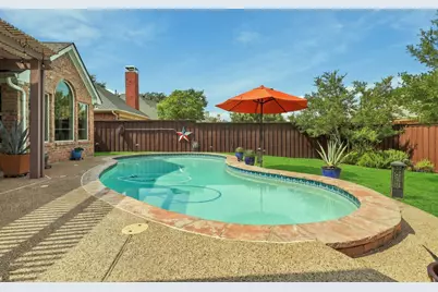 942 Village Parkway, Coppell, TX 75019 - Photo 9