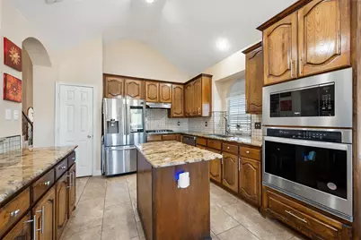 5400 Rolling Meadows Drive, Fort Worth, TX 76123 - Photo 15