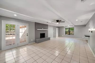 1724 Glenbrook Street, Corsicana, TX 75110 - Photo 3