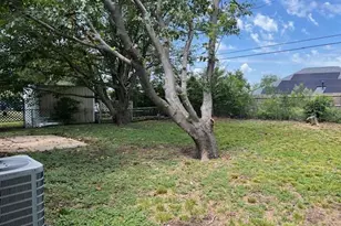 806 Phillips Dr, Ennis, TX 75119 - Photo 27