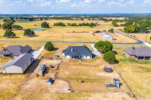 731 Co Rd 4764, Boyd, TX 76023 - Photo 37