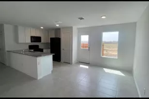 1817 Mallen Farm Rdg, Crandall, TX 75114 - Photo 3
