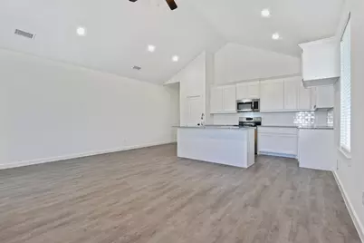 720 W Texas Street, Denison, TX 75021 - Photo 5