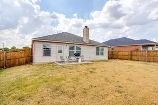 1204 Foxglove Ln, Burleson, TX 76028 - Photo 39