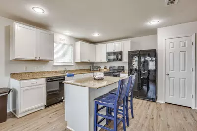 1204 Foxglove Lane, Burleson, TX 76028 - Photo 15