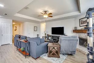 1204 Foxglove Ln, Burleson, TX 76028 - Photo 9