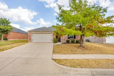 1204 Foxglove Lane, Burleson, TX 76028 - Photo 3