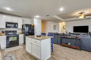 1204 Foxglove Ln, Burleson, TX 76028 - Photo 13