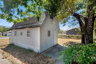 2500 W Elm St, Denison, TX 75020 - Photo 17