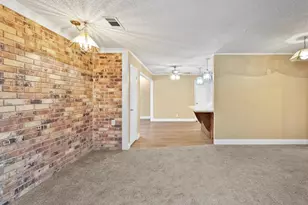 1924 Canterbury St, Irving, TX 75062 - Photo 13