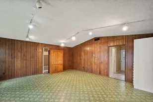1924 Canterbury St, Irving, TX 75062 - Photo 25