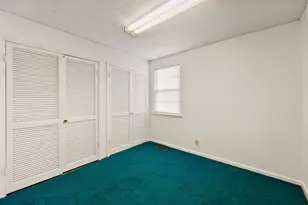 1924 Canterbury St, Irving, TX 75062 - Photo 31