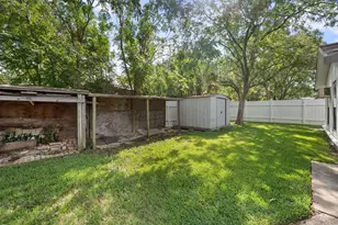 1924 Canterbury St, Irving, TX 75062 - Photo 39