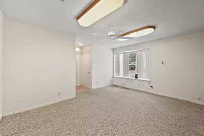1924 Canterbury Street, Irving, TX 75062 - Photo 7