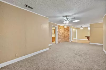 1924 Canterbury Street, Irving, TX 75062 - Photo 11