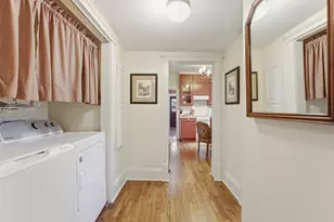 322 W Bridge St, Granbury, TX 76048 - Photo 11