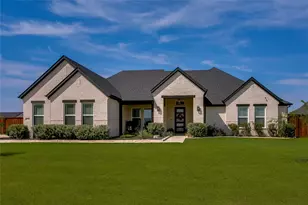 1730 Blackfoot Pkwy, Waxahachie, TX 75165 - Photo 1