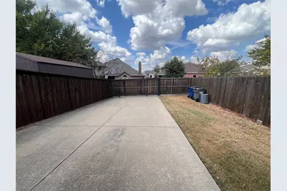 615 Magnolia, Glenn Heights, TX 75154 - Photo 25