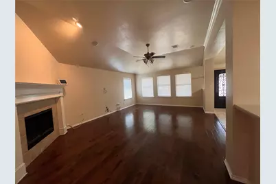 615 Magnolia, Glenn Heights, TX 75154 - Photo 3