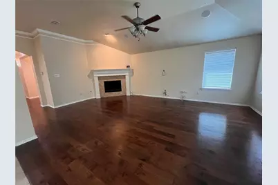 615 Magnolia, Glenn Heights, TX 75154 - Photo 5