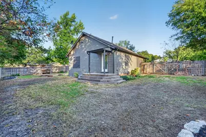 1090 Counts Street, Stephenville, TX 76401 - Photo 15