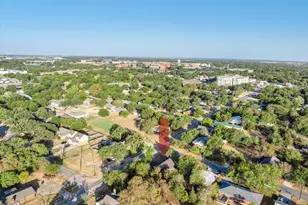 1090 Counts St, Stephenville, TX 76401 - Photo 21
